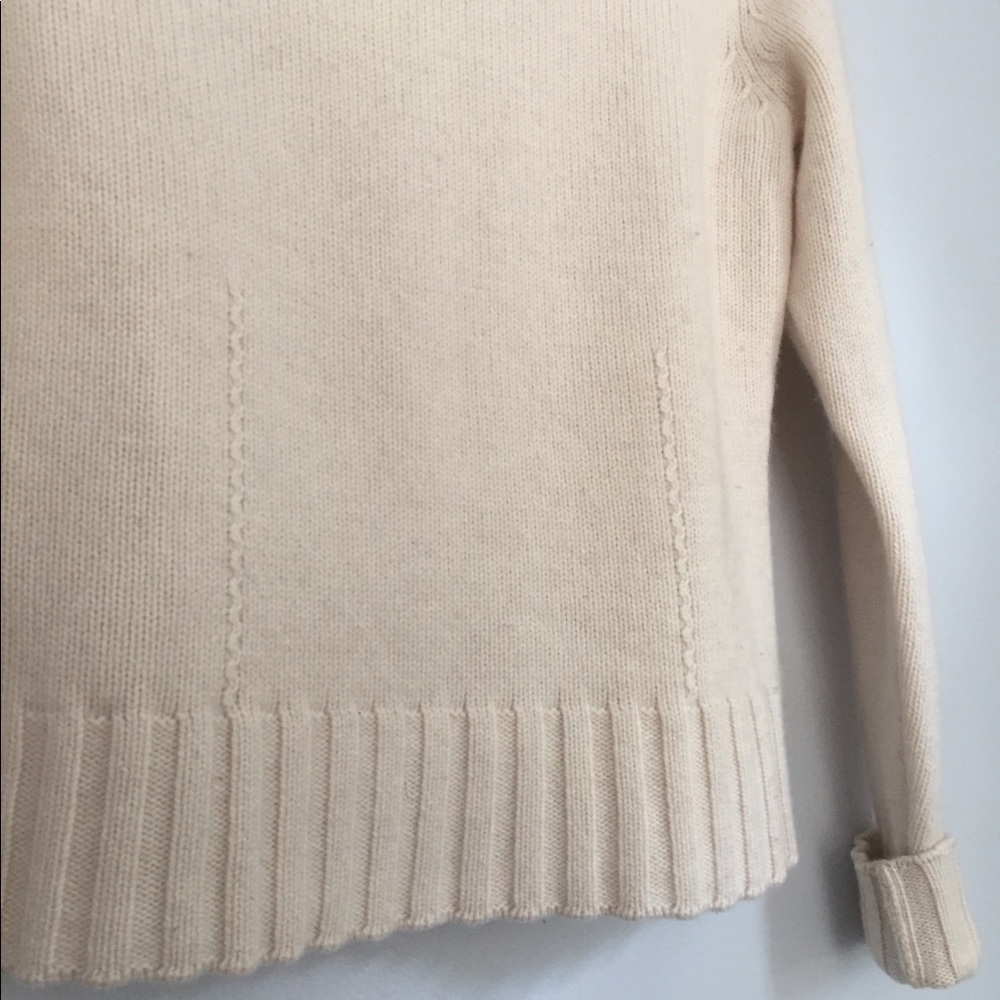 Ann Taylor | 100% Cashmere Knit Sweater - Picture 2 of 4